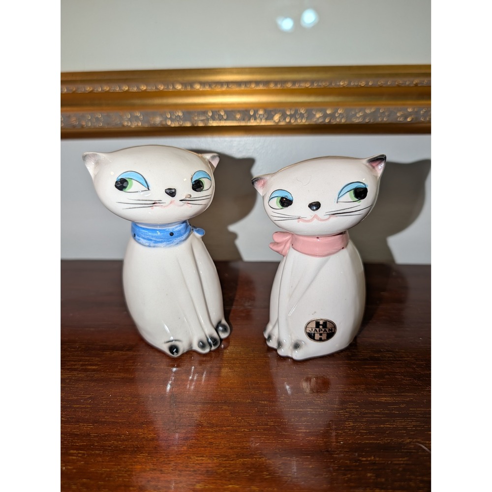 Vintage 1961 Holt Howard Japan Mod Cat Salt and Pepper Shakers Set White MCM